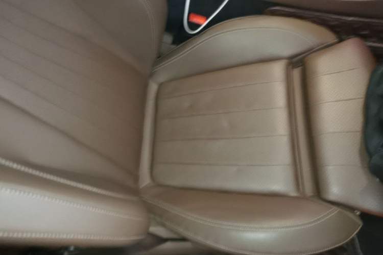 Used Mercedes-Benz E-Class 2019 E 260 L Right Front Seat