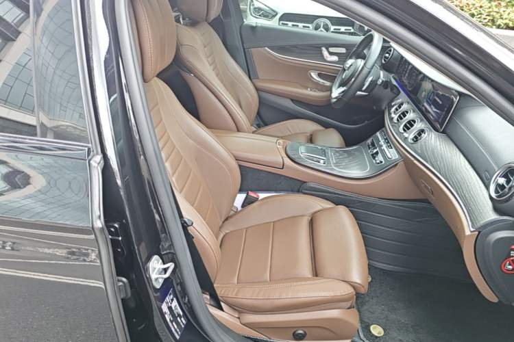 Used Mercedes-Benz E-Class 2019 E 260 L Sport Edition Right Front Seat