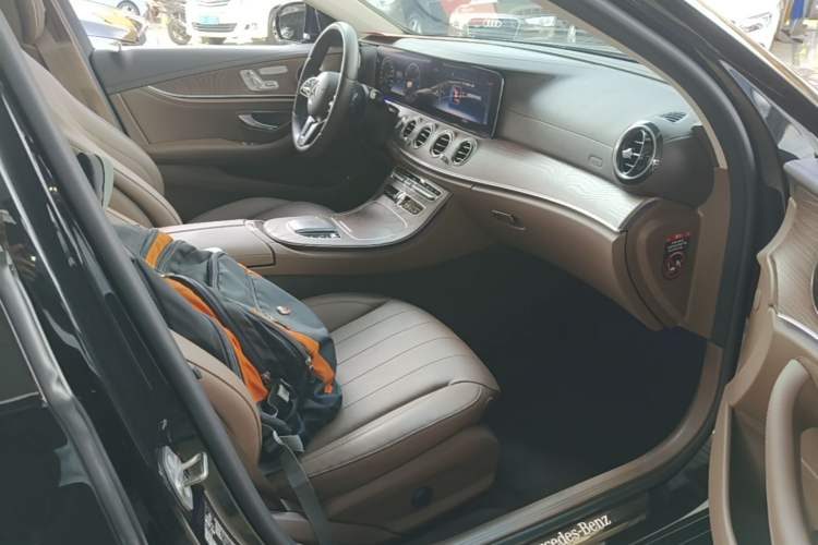 Used Mercedes-Benz E-Class 2019 Facelifted E 300 L Stylish Version Right Front Seat