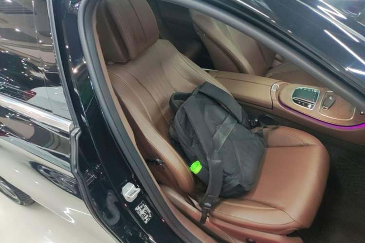 Used Mercedes-Benz E-Class 2019 E 300 L Luxury Model Right Front Seat