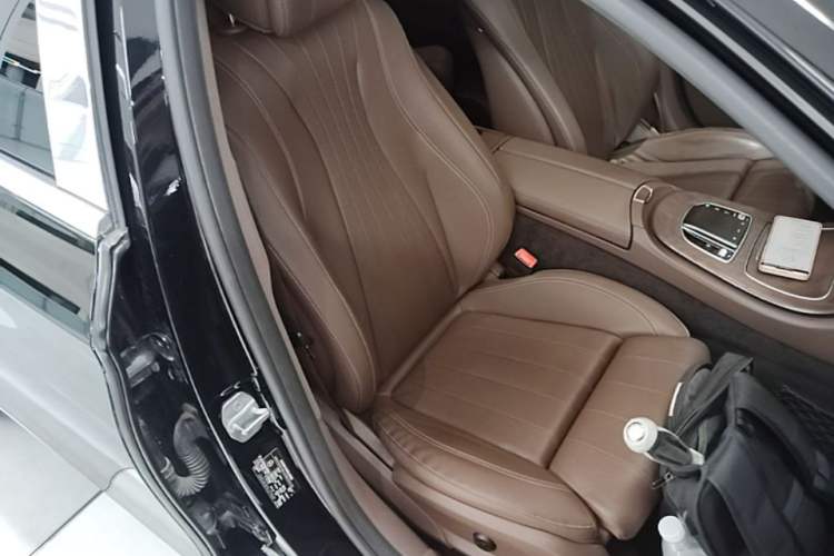Used Mercedes-Benz E-Class 2019 E 200 L Right Front Seat