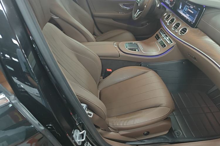 Used Mercedes-Benz E-Class 2019 Facelifted E 300 L Stylish Version Right Front Seat