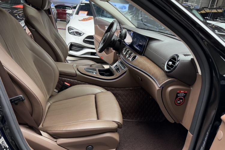 Used Mercedes-Benz E-Class 2019 E 200 L Right Front Seat