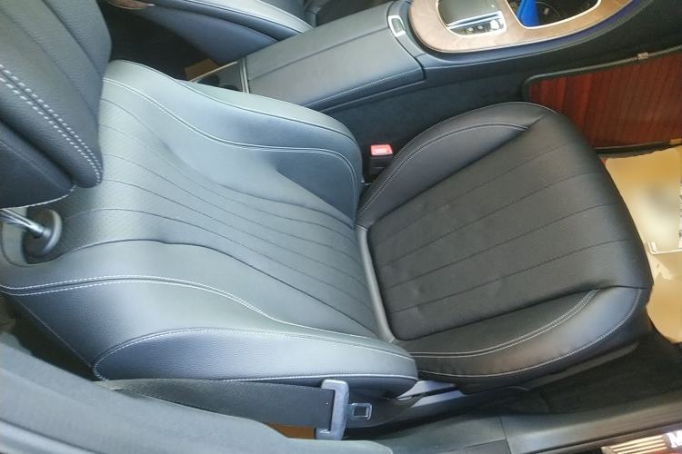 Used Mercedes-Benz E-Class 2019 Restyled E 300 L Luxury Edition Right Front Seat