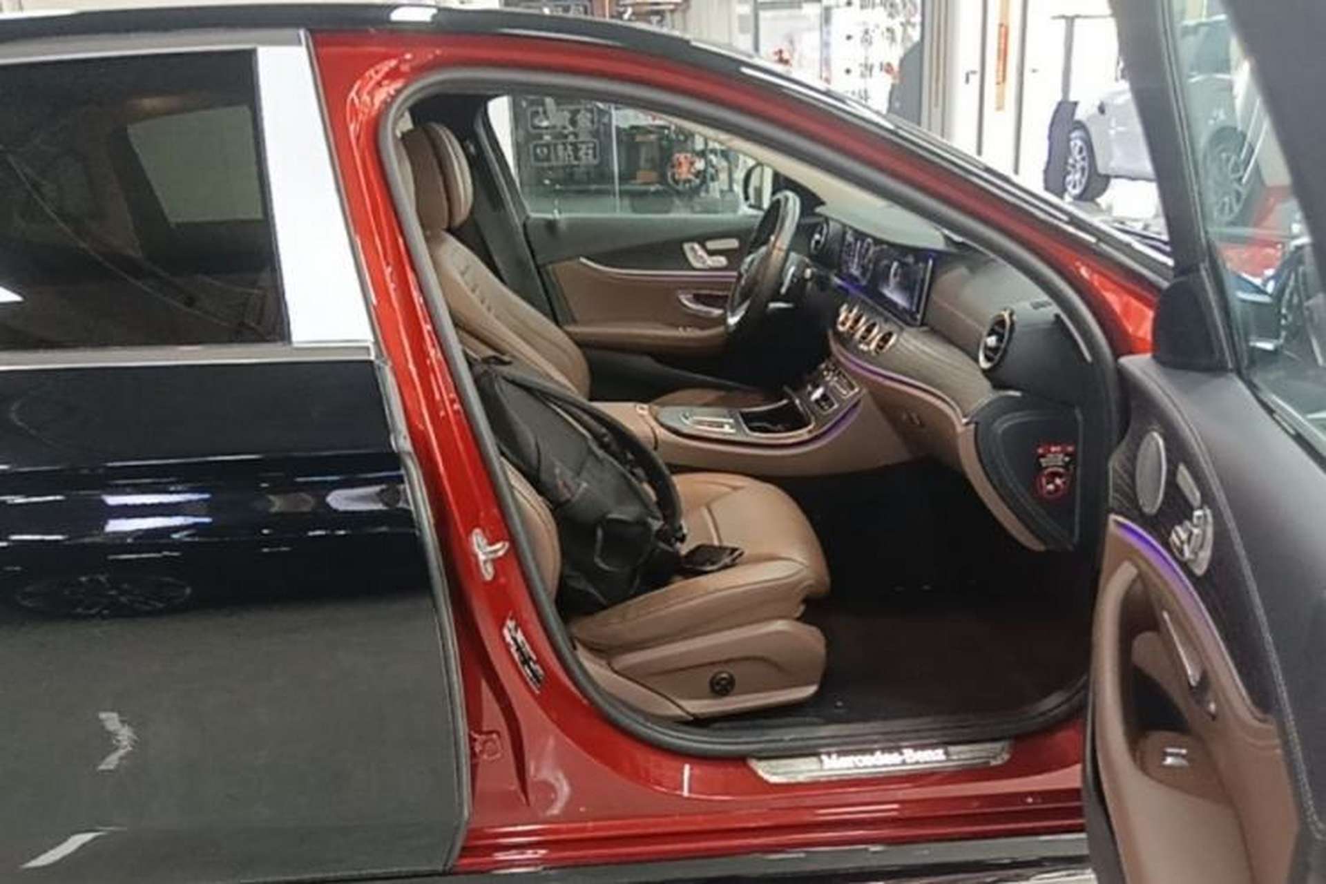 Used Mercedes-Benz E-Class 2019 Restyled E 300 L Sport Luxury Edition Right Front Seat