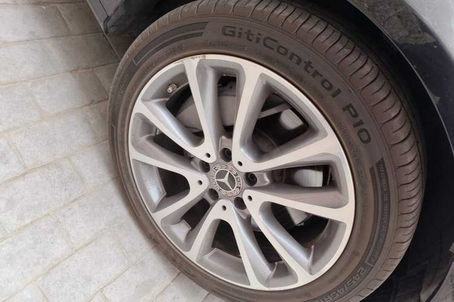 Used Mercedes-Benz E-Class 2019 Restyled E 300 L Luxury Edition Right Front Wheel Hub