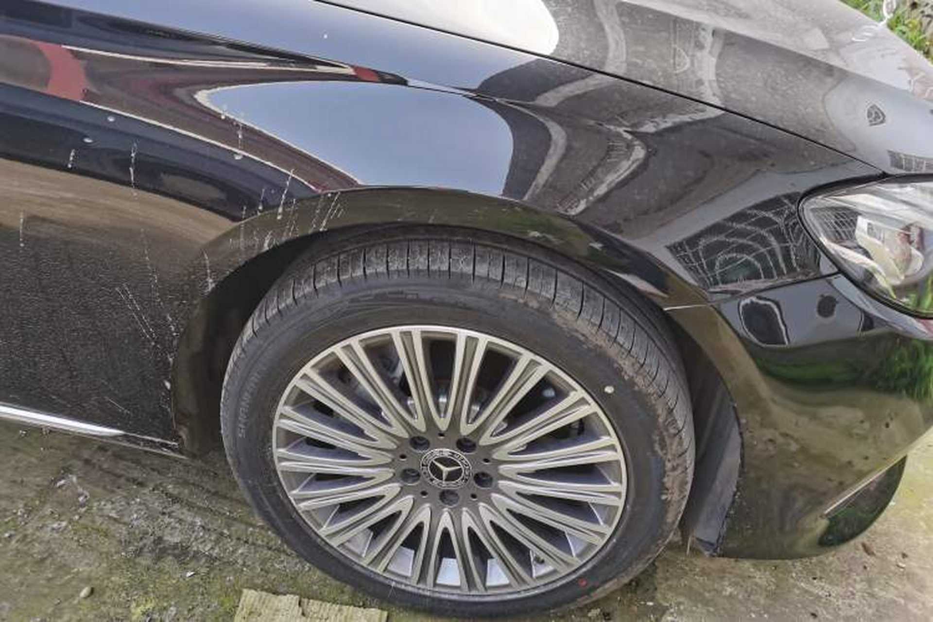 Used Mercedes-Benz E-Class 2019 Facelifted E 300 L Stylish Version Right Front Wheel Hub