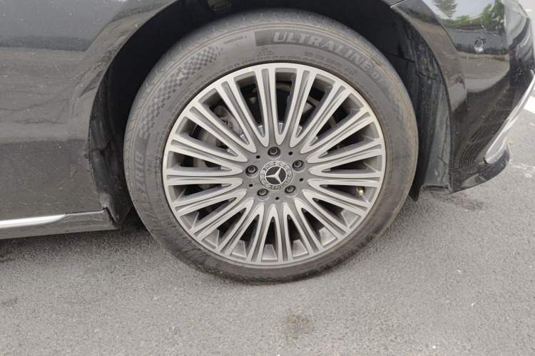 Used Mercedes-Benz E-Class 2019 E 200 L Right Front Wheel Hub