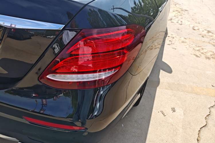 Used Mercedes-Benz E-Class 2019 E 200 L Sport Edition Right Rear Taillight