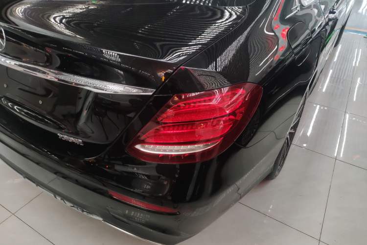 Used Mercedes-Benz E-Class 2019 E 260 L Sport Edition Right Rear Taillight