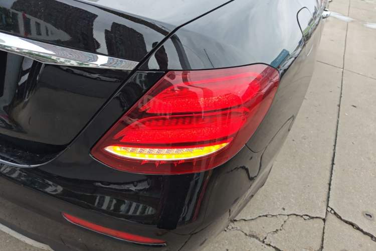 Used Mercedes-Benz E-Class 2019 Restyled E 300 L Sporty and Stylish Edition Right Rear Taillight