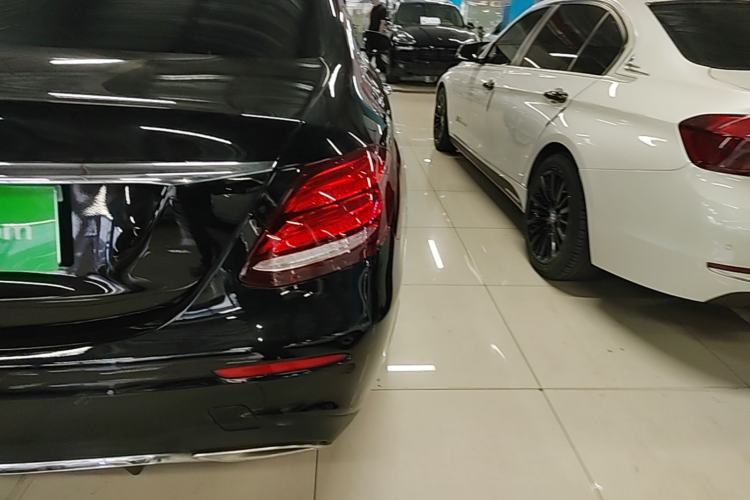 Used Mercedes-Benz E-Class 2019 E 200 L Sport Edition Right Rear Taillight