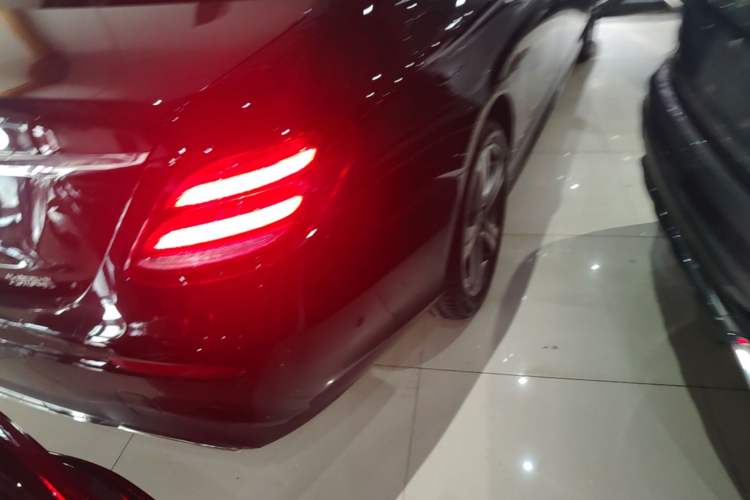 Used Mercedes-Benz E-Class 2019 E 200 L Sport Edition Right Rear Taillight