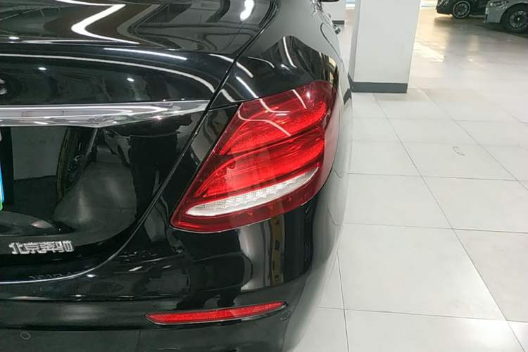 Used Mercedes-Benz E-Class 2019 E 260 L Sport Edition Right Rear Taillight