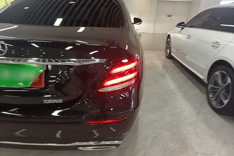 Used Mercedes-Benz E-Class 2019 E 200 L Right Rear Taillight