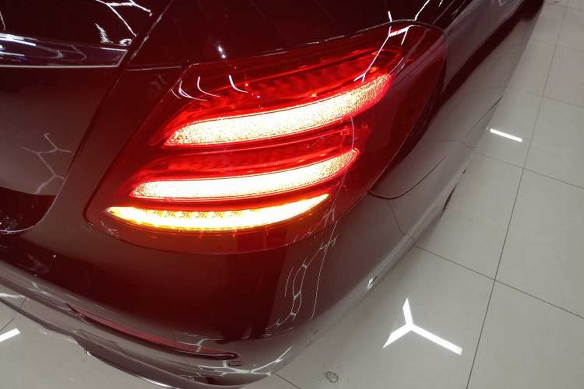 Used Mercedes-Benz E-Class 2019 Restyled E 300 L Sporty and Stylish Edition Right Rear Taillight