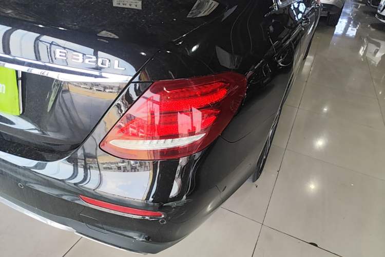 Used Mercedes-Benz E-Class 2019 E 200 L Sport Edition Right Rear Taillight