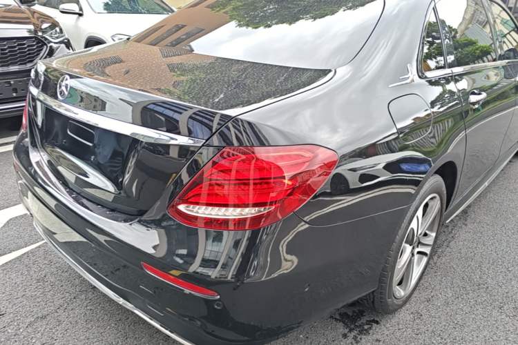 Used Mercedes-Benz E-Class 2019 E 260 L Sport Edition Right Rear Taillight