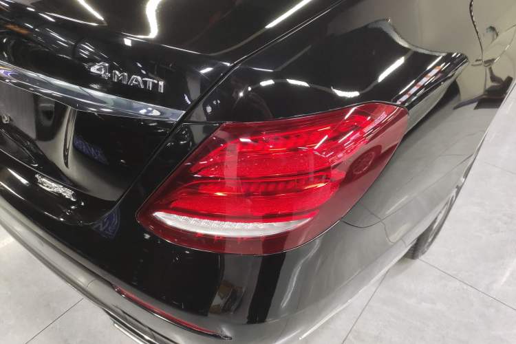 Used Mercedes-Benz E-Class 2019 E 260 L 4MATIC Right Rear Taillight
