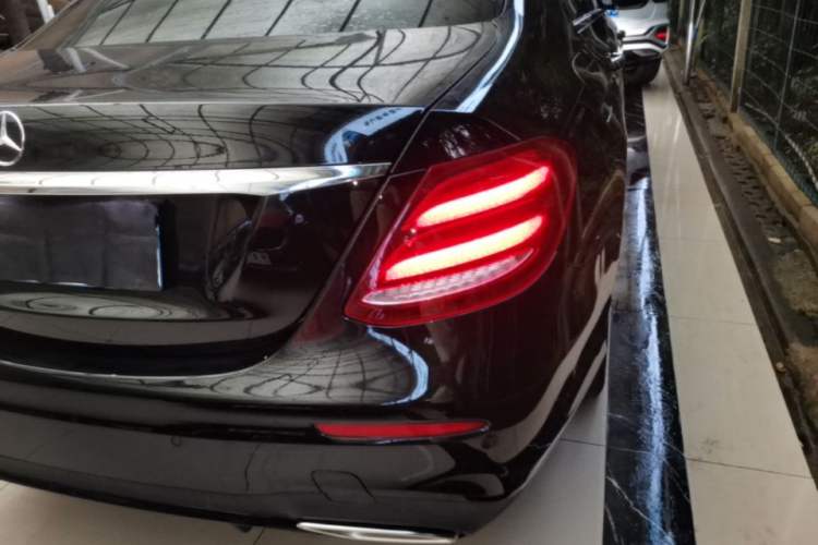 Used Mercedes-Benz E-Class 2019 E 260 Sport Edition Right Rear Taillight