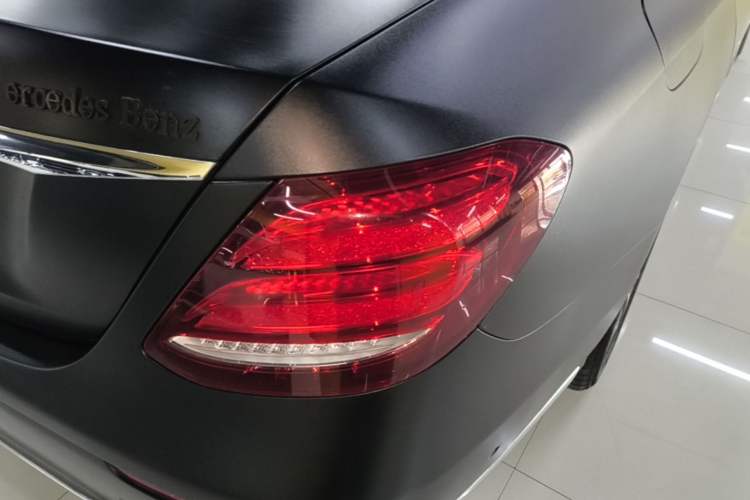 Used Mercedes-Benz E-Class 2019 E 200 L Right Rear Taillight