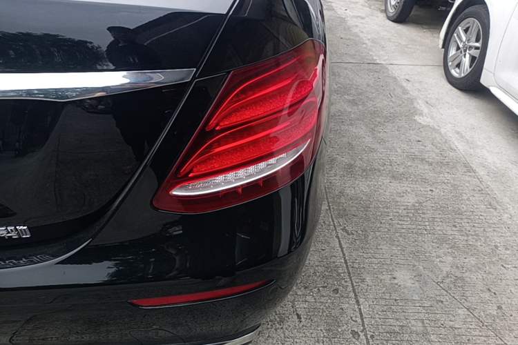 Used Mercedes-Benz E-Class 2019 E 300 L Stylish Model Right Rear Taillight