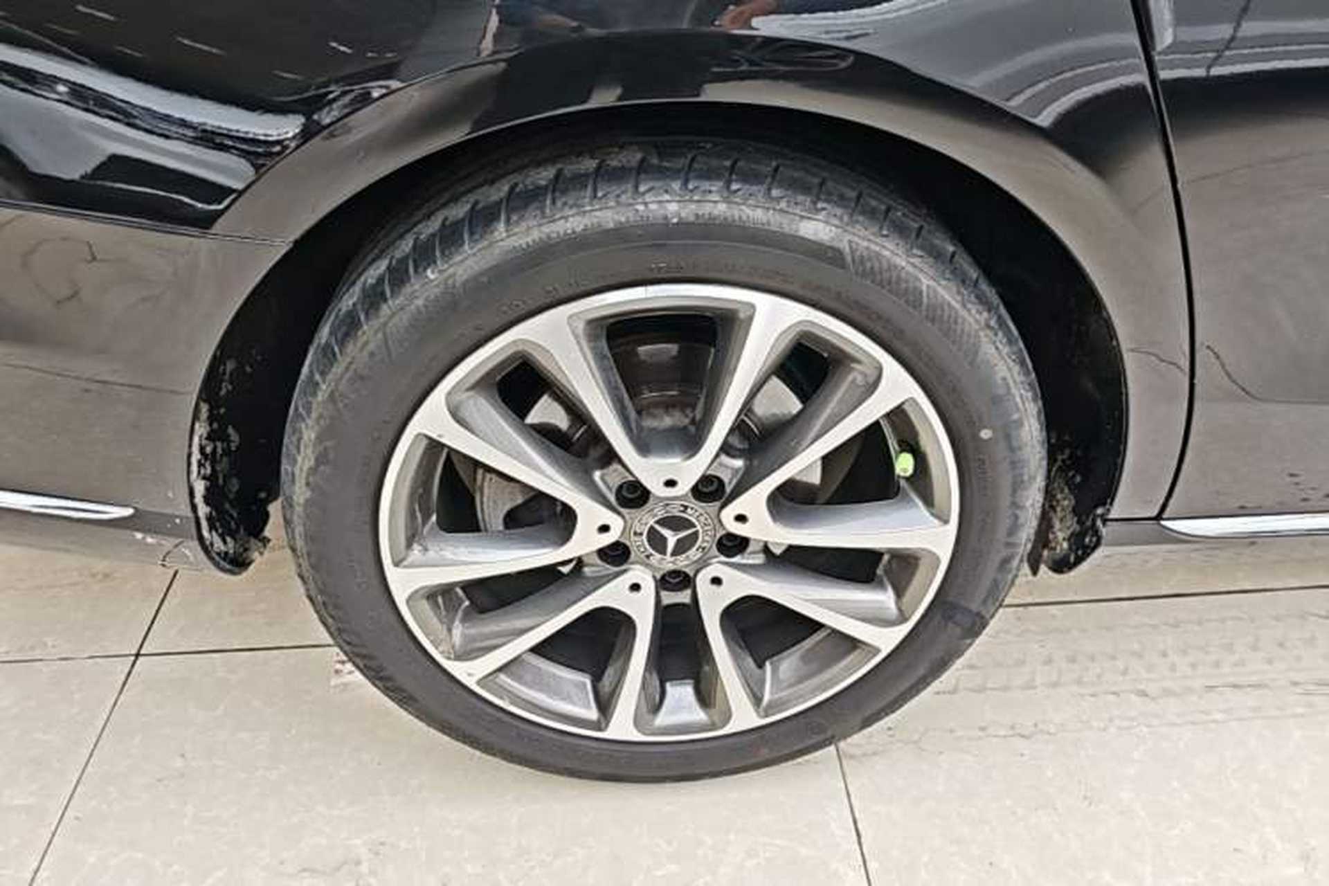 Used Mercedes-Benz E-Class 2019 E 200 L Right Rear Wheel Hub