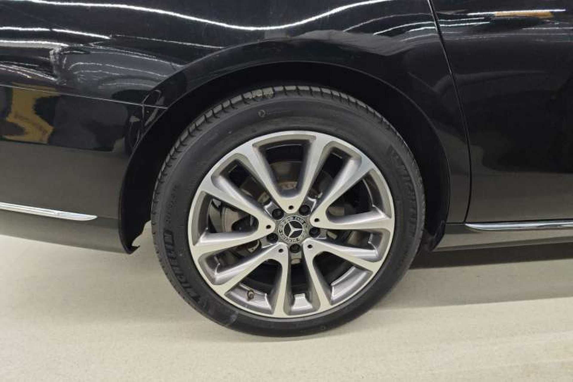 Used Mercedes-Benz E-Class 2019 E 260 L Right Rear Wheel Hub