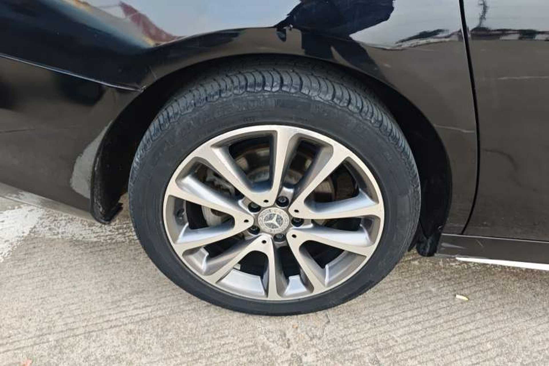 Used Mercedes-Benz E-Class 2019 E 260 L Sport Edition Right Rear Wheel Hub