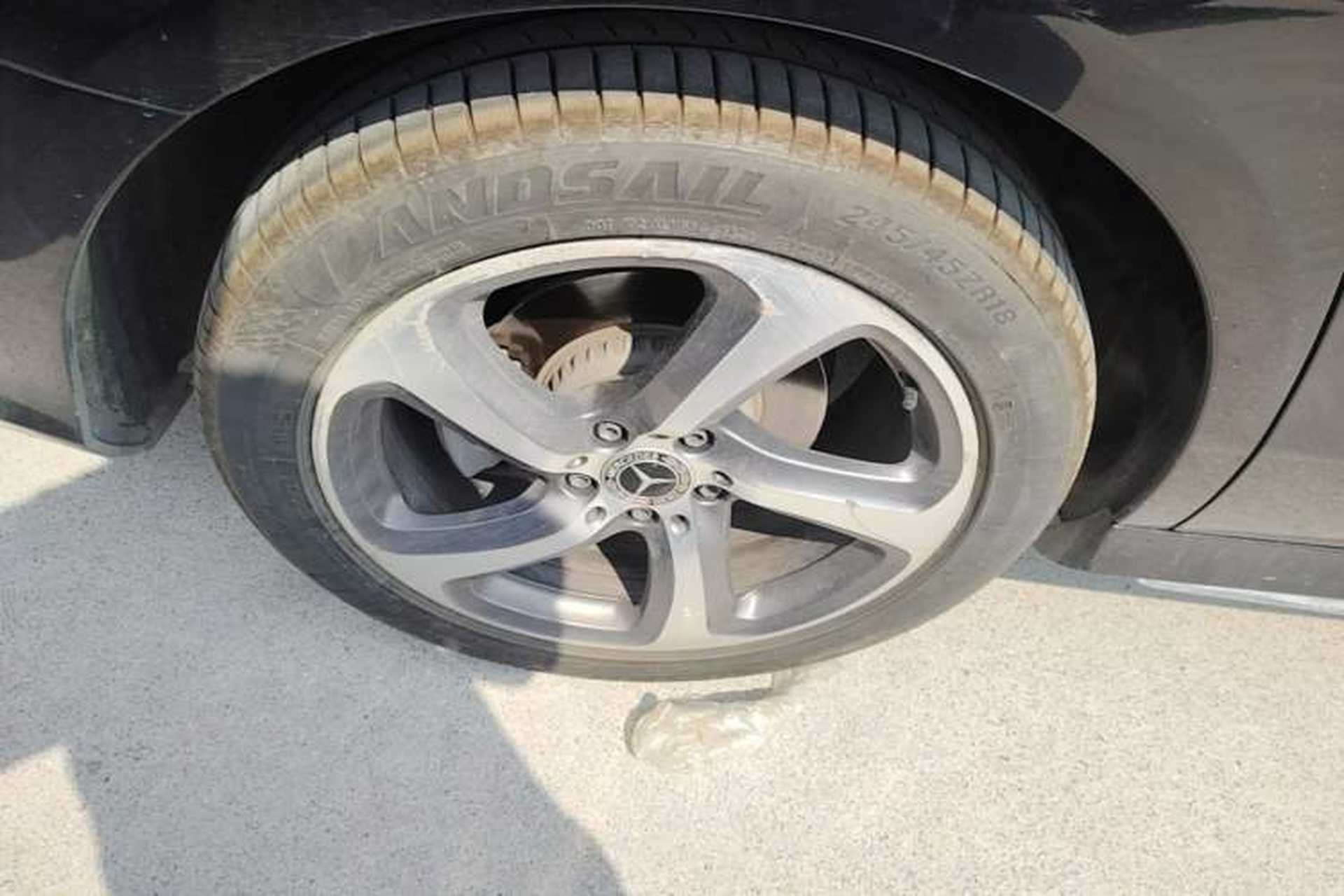 Used Mercedes-Benz E-Class 2019 E 300 L Sporty and Stylish Model Right Rear Wheel Hub