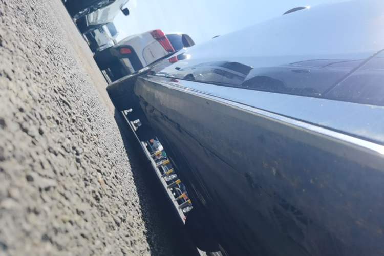 Used Mercedes-Benz E-Class 2019 Restyled E 300 L Sporty and Stylish Edition Right Side Sill