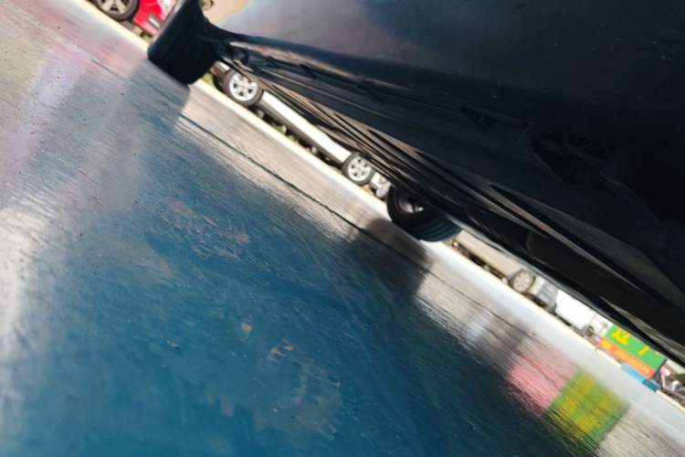 Used Mercedes-Benz E-Class 2019 E 300 L Luxury Model Right Side Sill