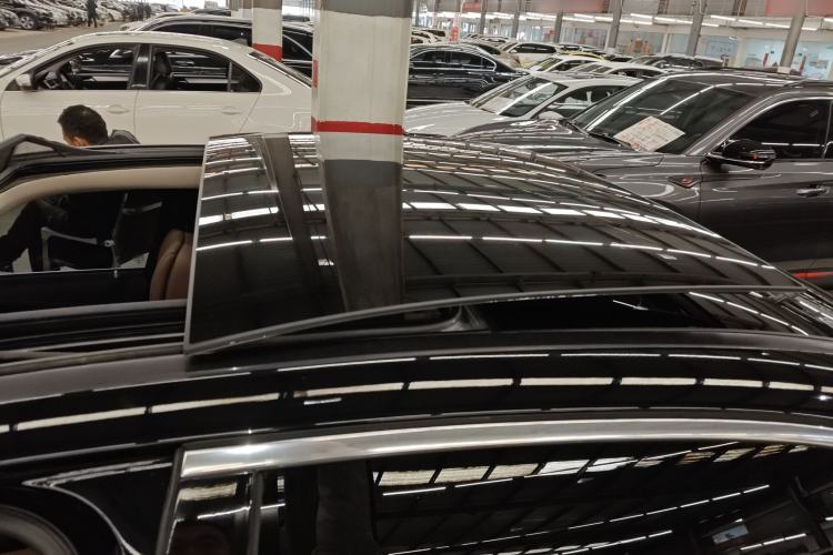 Used Mercedes-Benz E-Class 2019 E 300 L Sport Luxury Edition Roof
