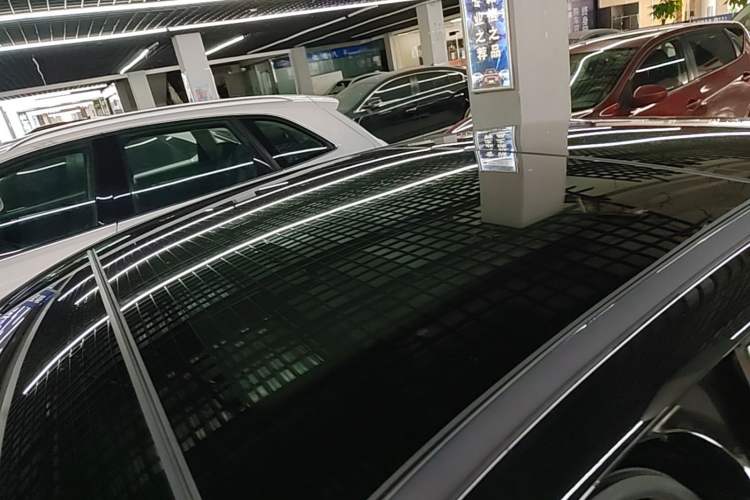 Used Mercedes-Benz E-Class 2019 Restyled E 300 L Sporty and Stylish Edition Roof