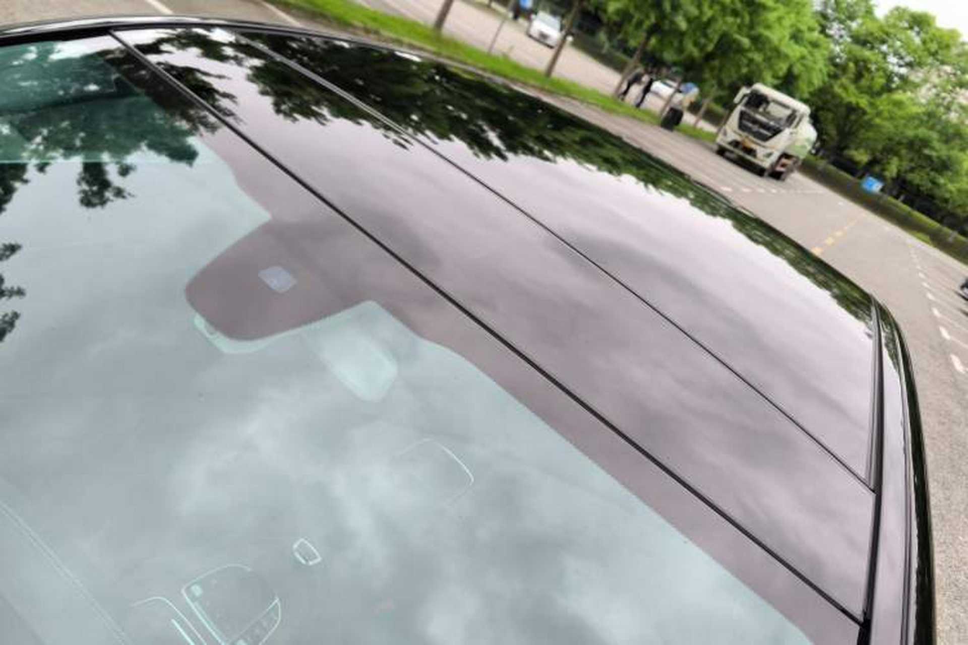 Used Mercedes-Benz E-Class 2019 Facelifted E 300 L Stylish Version Roof