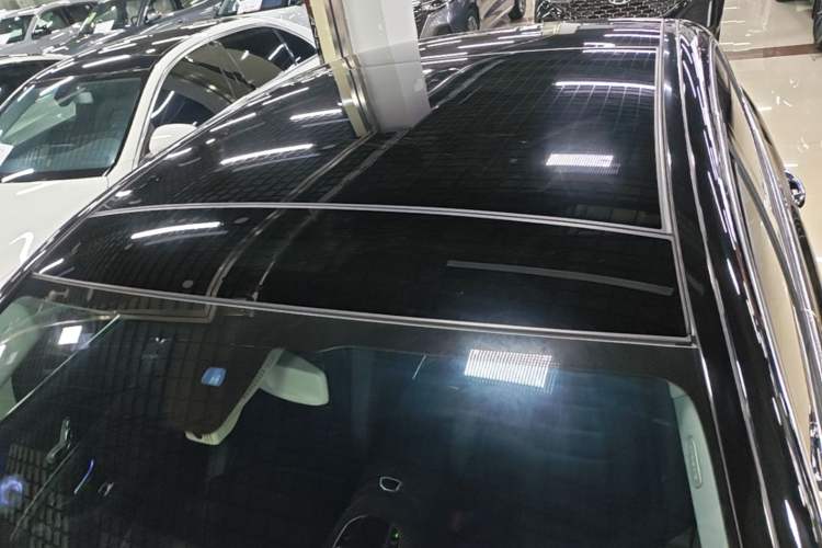 Used Mercedes-Benz E-Class 2019 E 260 L Sport Edition Roof