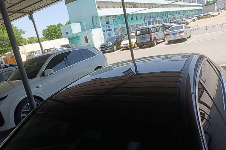 Used Mercedes-Benz E-Class 2019 Restyled E 300 L Sporty and Stylish Edition Roof