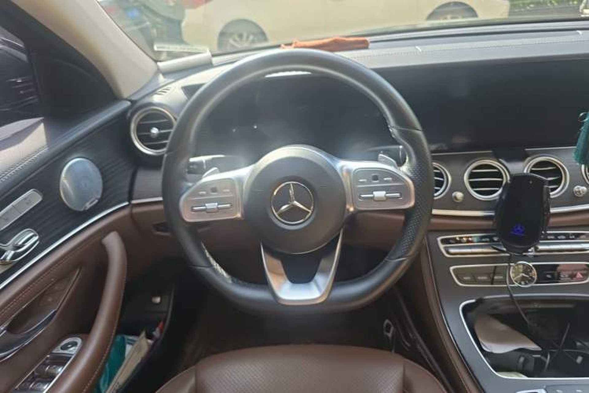 Used Mercedes-Benz E-Class 2019 Restyled E 300 L Sport Luxury Edition Steering Wheel