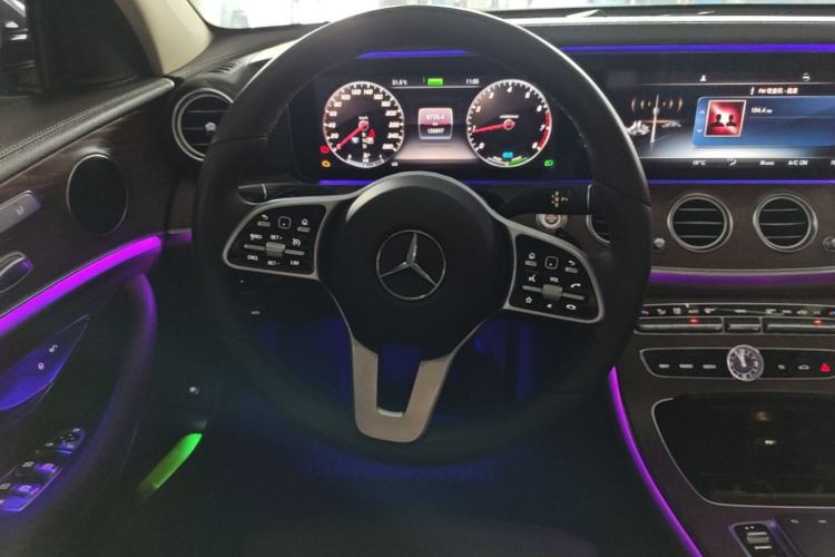 Used Mercedes-Benz E-Class 2019 E 260 L Steering Wheel