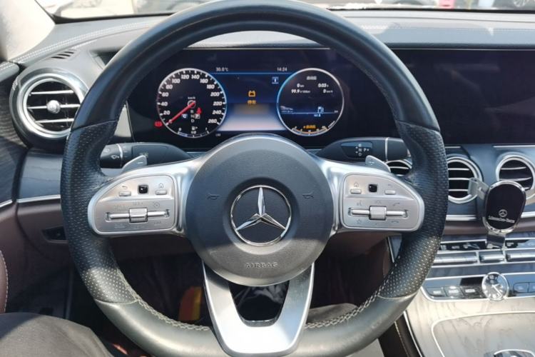 Used Mercedes-Benz E-Class 2019 Restyled E 300 L Sporty and Stylish Edition Steering Wheel