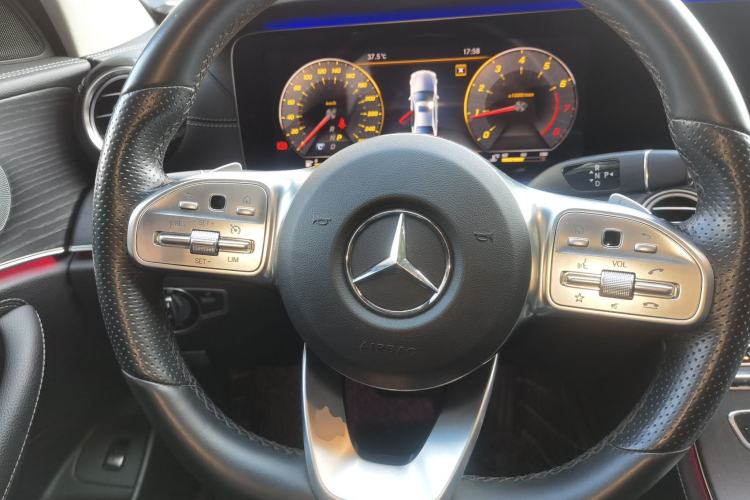 Used Mercedes-Benz E-Class 2019 Restyled E 300 L Sport Luxury Edition Steering Wheel