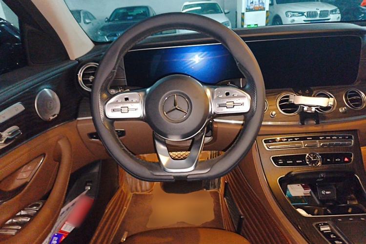 Used Mercedes-Benz E-Class 2019 Restyled E 300 L Sport Luxury Edition Steering Wheel