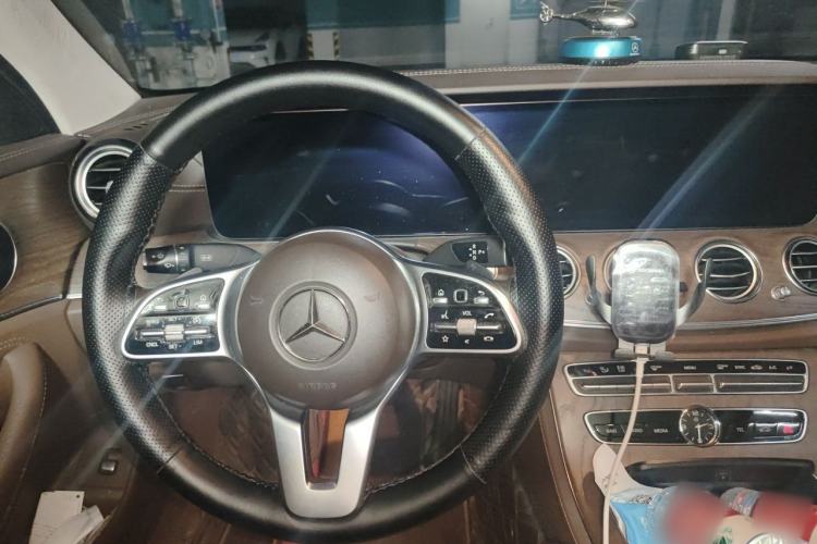Used Mercedes-Benz E-Class 2019 E 200 L Steering Wheel
