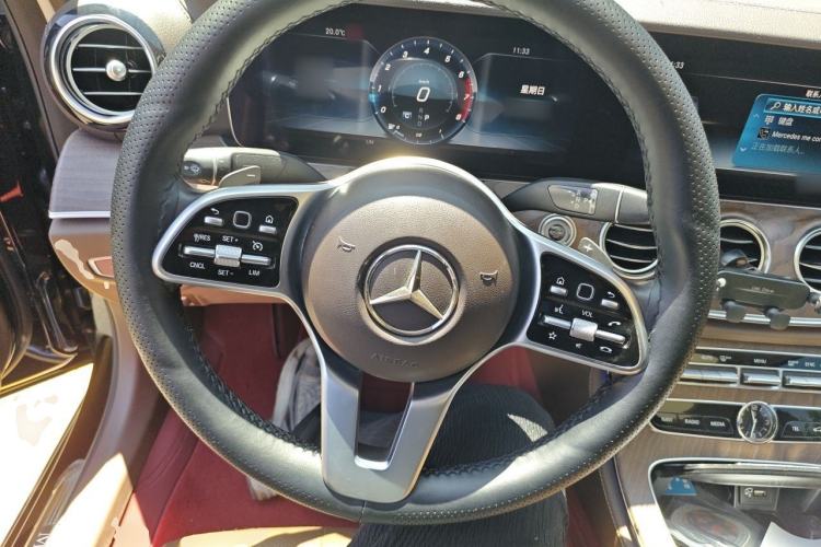 Used Mercedes-Benz E-Class 2019 Facelifted E 300 L Stylish Version Steering Wheel