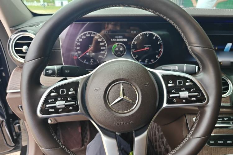 Used Mercedes-Benz E-Class 2019 E 300 L Luxury Model Steering Wheel