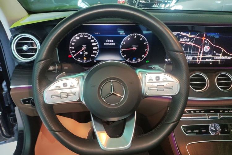 Used Mercedes-Benz E-Class 2019 Restyled E 300 L Sporty and Stylish Edition Steering Wheel