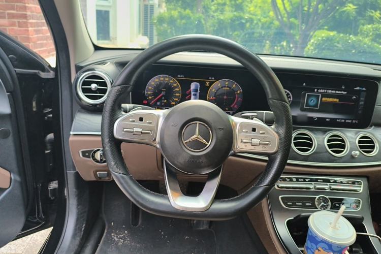 Used Mercedes-Benz E-Class 2019 E 300 L Sport Luxury Edition Steering Wheel