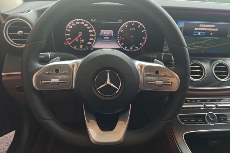 Used Mercedes-Benz E-Class 2019 Restyled E 300 L Sporty and Stylish Edition Steering Wheel
