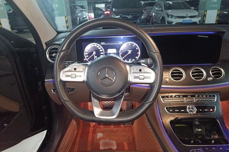 Used Mercedes-Benz E-Class 2019 E 300 L Sport Luxury Edition Steering Wheel