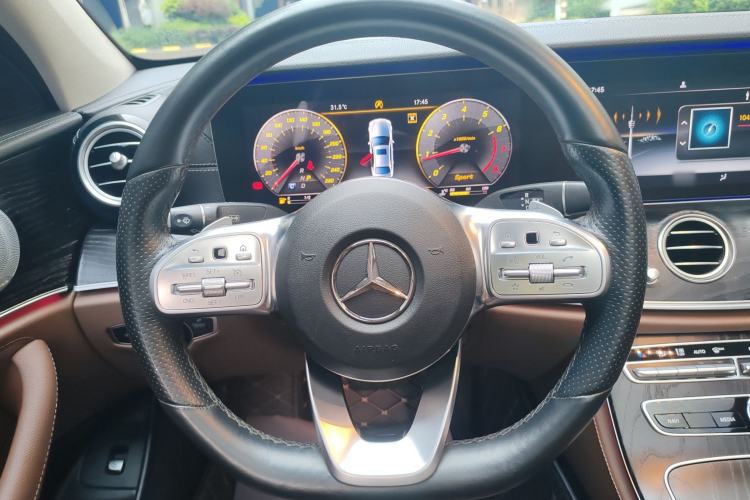 Used Mercedes-Benz E-Class 2019 E 300 L Sporty and Stylish Model Steering Wheel